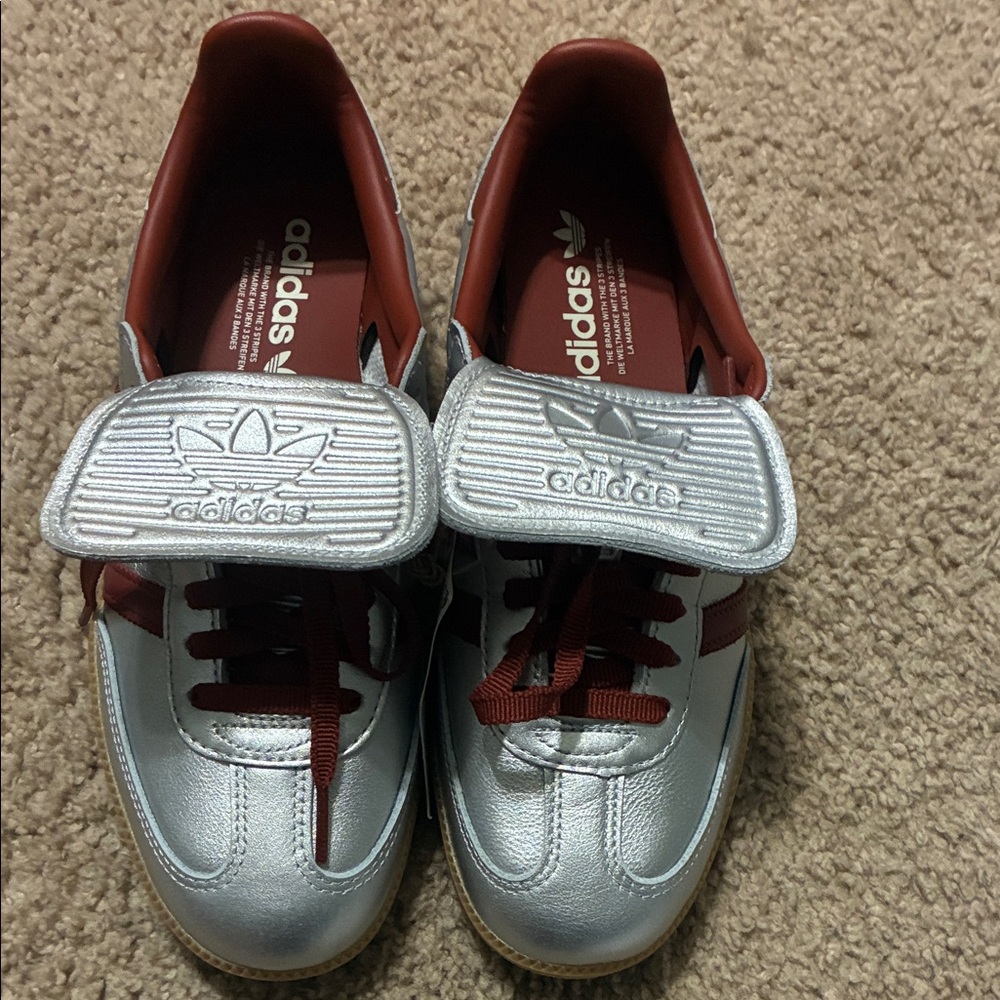 adidas Silver Sneakers with Burgundy Accents